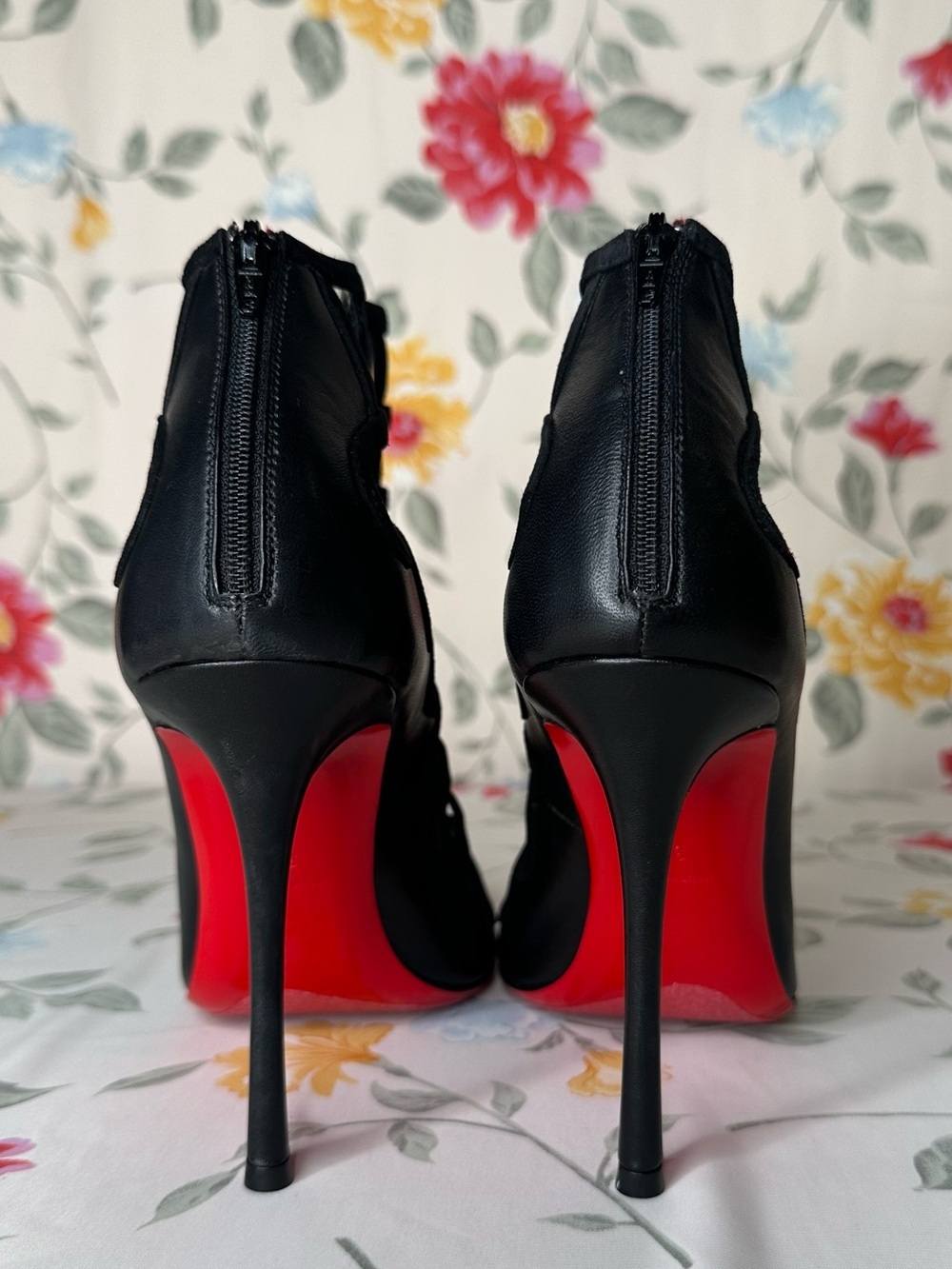CHRISTIAN LOUBOUTIN Authentic- Cajaboot 100 Nappa Shiny/ Veau Velours Size 39 - Picture 7 of 11